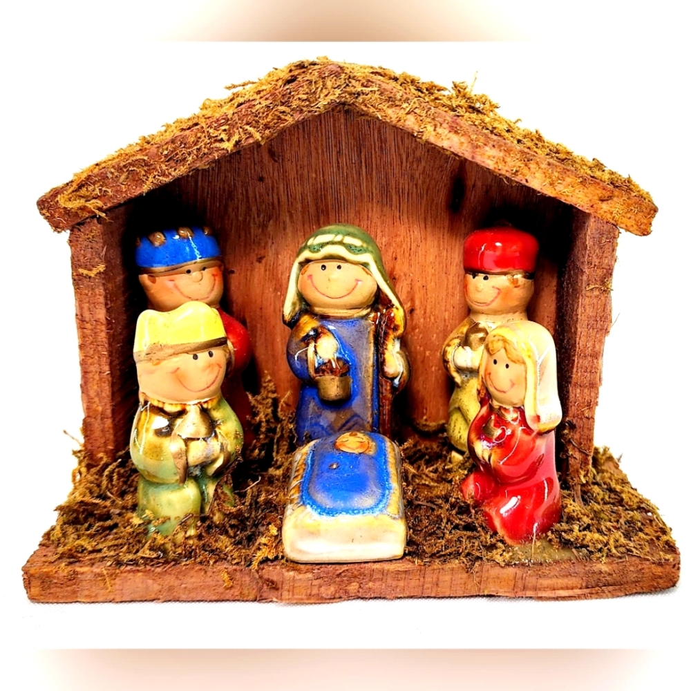 Vintage Tii collections mini nativity scene